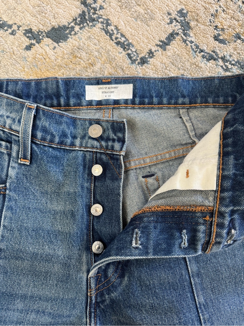 Levi's Straight Leg Jeans with Paint Detailing - Picture 2 of 5